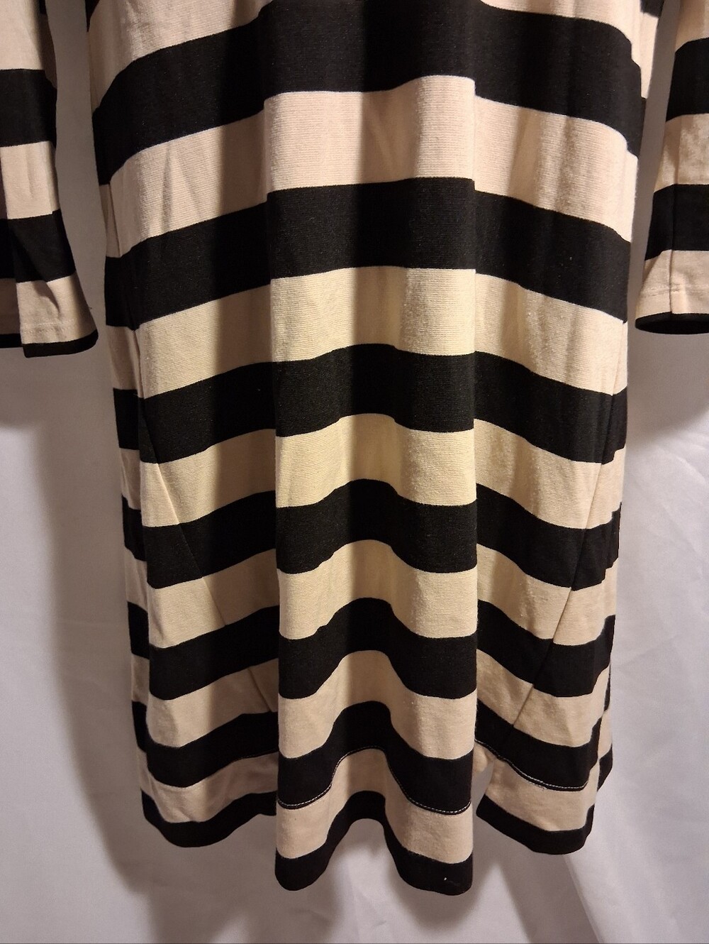 Theory Black/Cream Stripe Three Quarter Sleeve Crew Neck Stretch Dress.  Sz Med - Picture 7 of 10